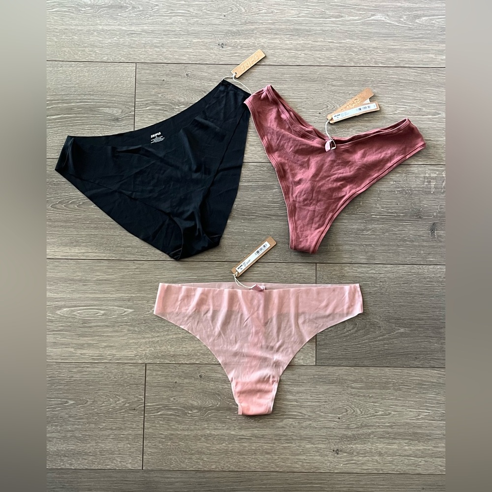 NWT Skims XL Panty Sample Bundle